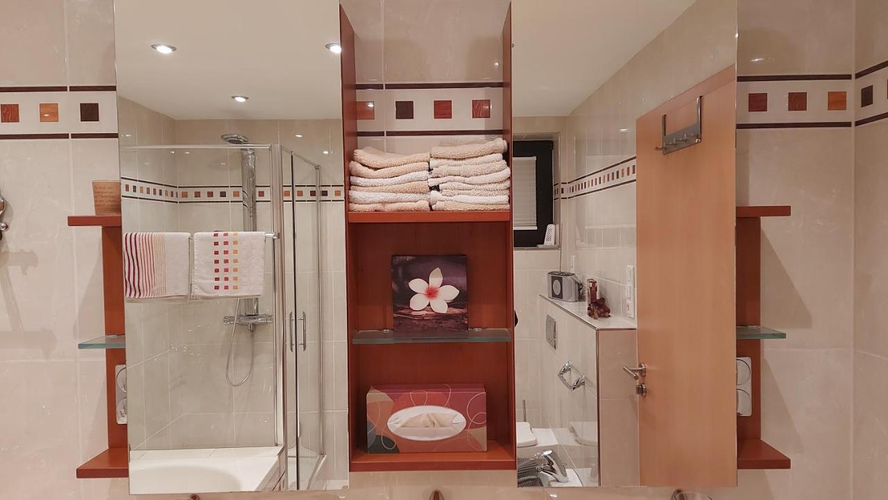 Ferienwohnung Zum Weinberg Гроскарлбах Екстер'єр фото